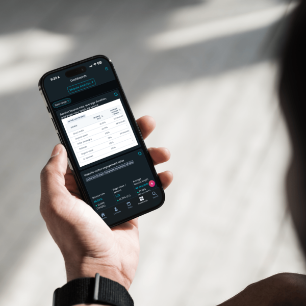 MOCKUP_HUBSPOT WEBSITE ANALYTICS APP